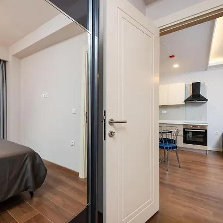 Apartment Pro