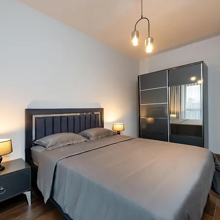 Pro Apartment